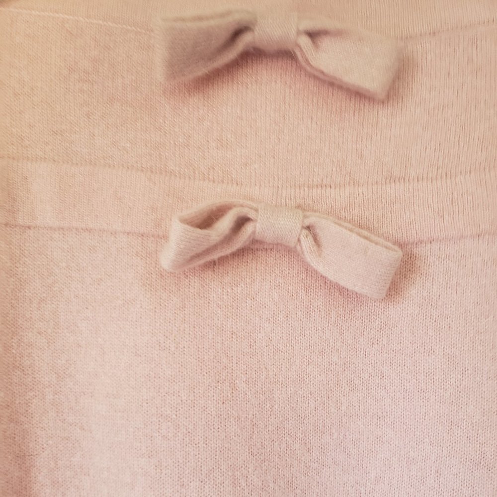 Boutique Pink Wool  Sweater Skirt With Adorable Waist Bows - Picture 3 of 7